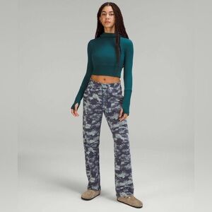 Lululemon Loungeful Straight Leg Pant - 12